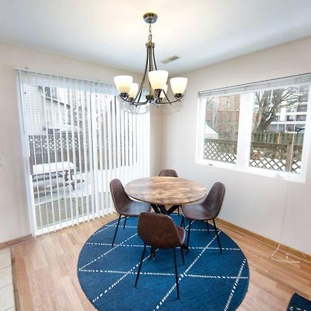 Tucked Away Off Brady - 4 Beds Διαμέρισμα Μιλγουόκι Εξωτερικό φωτογραφία