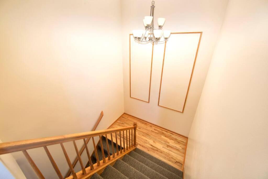 Tucked Away Off Brady - 4 Beds Διαμέρισμα Μιλγουόκι Εξωτερικό φωτογραφία